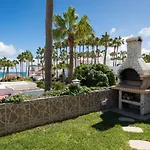 別荘 Casa Silvia, Casa Con Jardin Y Vista Al Mar